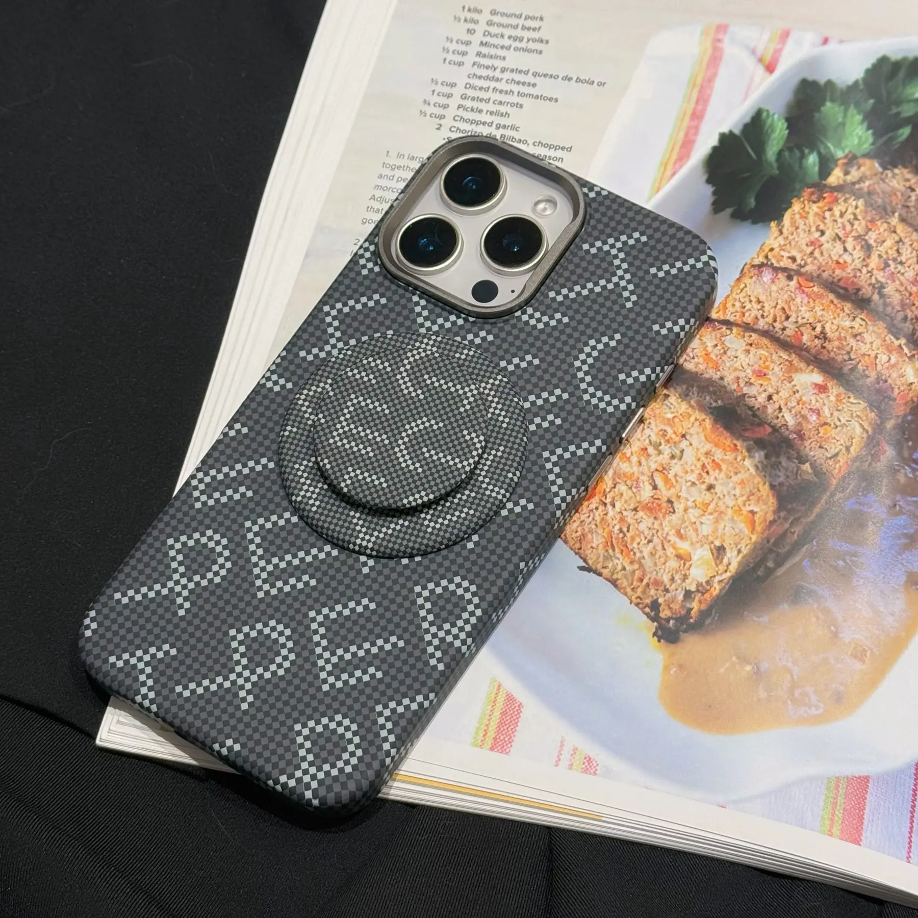 R-Series Magnetic Stand Phone Case product detail 8